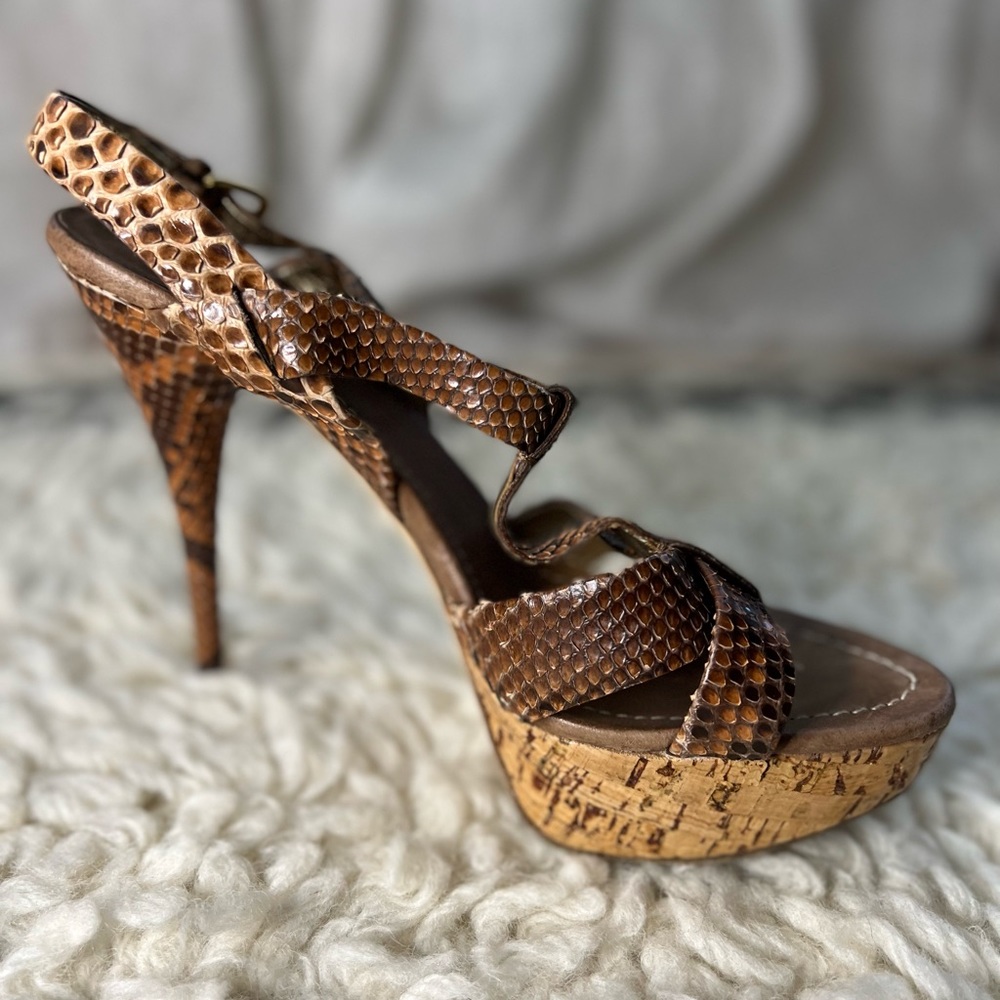 Miu Miu Snake Skin Platform Heels Size Eu41 - image 3